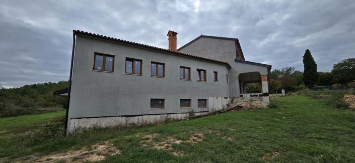 Image No.5-4 Bed Property for sale