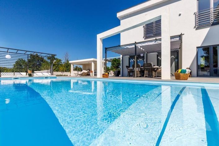 Image No.1-Propriété de 4 chambres à vendre à Croatie