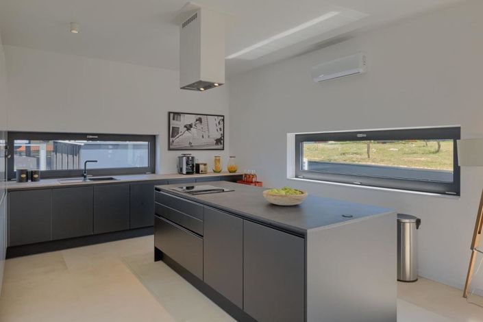 Image No.13-3 Bed Property for sale