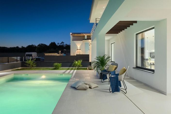 Image No.2-3 Bed Property for sale