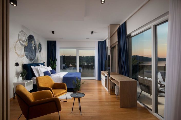 Image No.23-5 Bed Property for sale