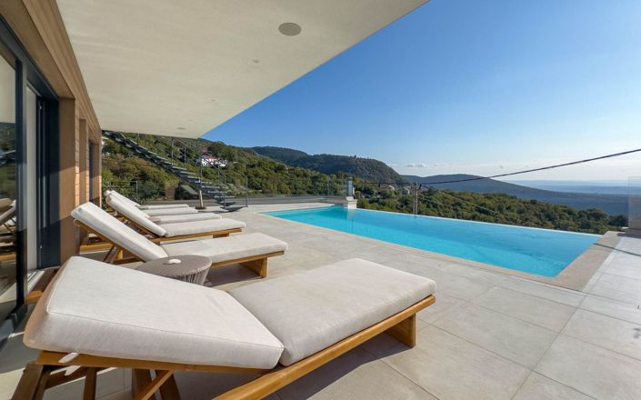 Image No.3-Propriété de 4 chambres à vendre à Croatie