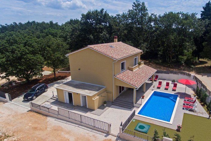 Image No.2-Propriété de 4 chambres à vendre à Croatie