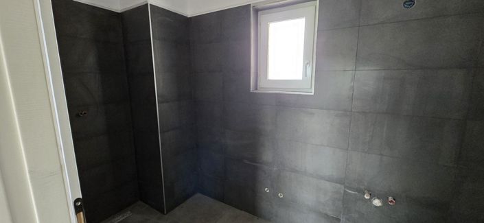 Image No.22-3 Bed Property for sale