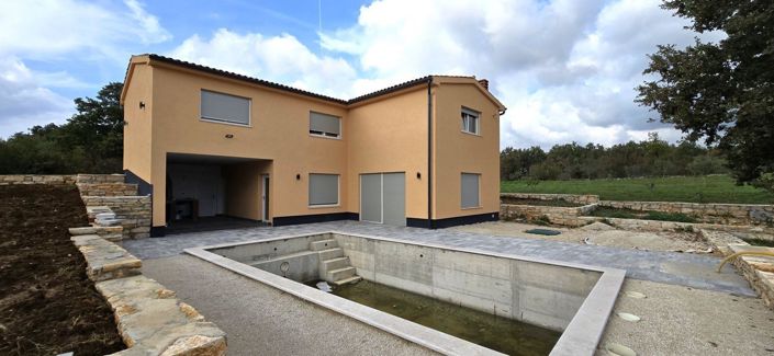 Image No.5-3 Bed Property for sale