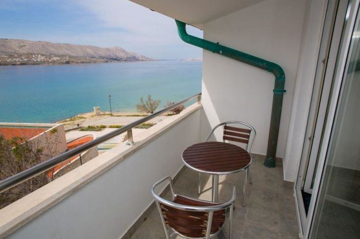 Image No.7-52 Bed Property for sale