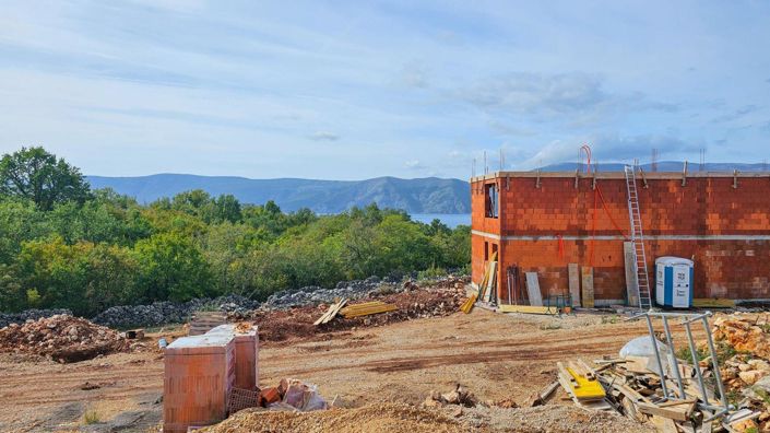 Image No.13-4 Bed Property for sale