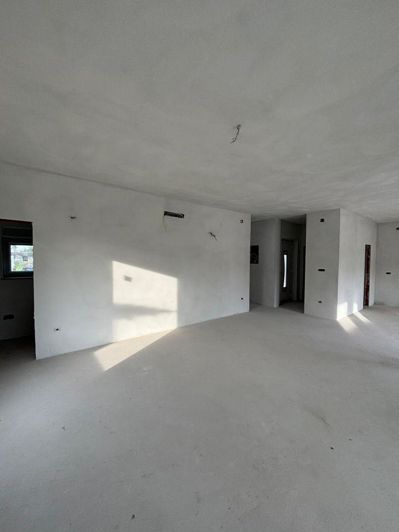 Image No.20-3 Bed Property for sale