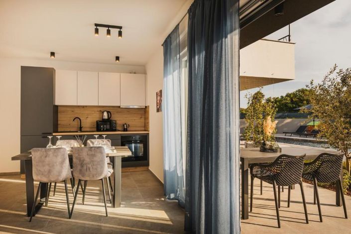 Image No.16-Propriété de 5 chambres à vendre à Umag