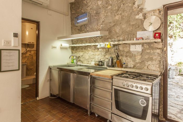 Image No.24-4 Bed Property for sale