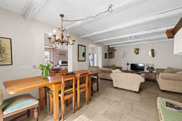 Image No.12-3 Bed Property for sale