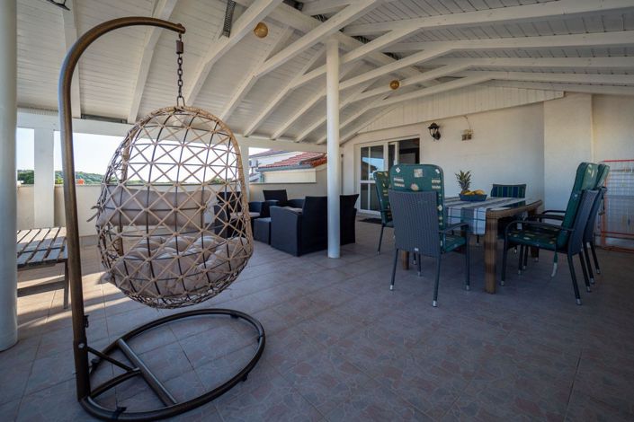 Image No.10-Propriété de 7 chambres à vendre à Banjole