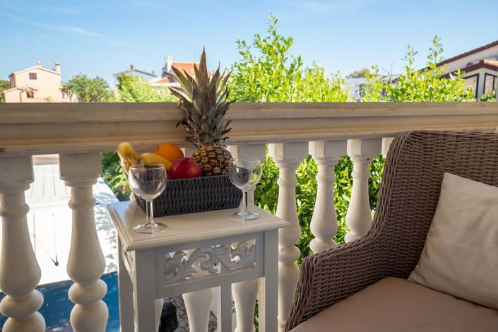 Image No.4-7 Bed Property for sale