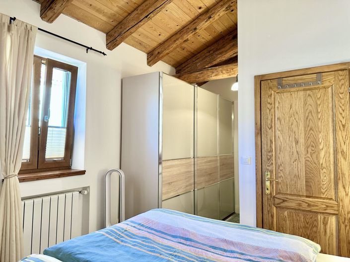 Image No.17-3 Bed Property for sale