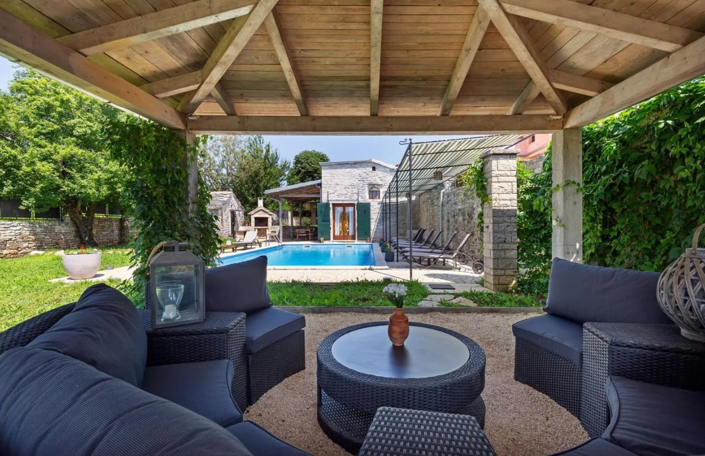 Image No.5-4 Bed Property for sale