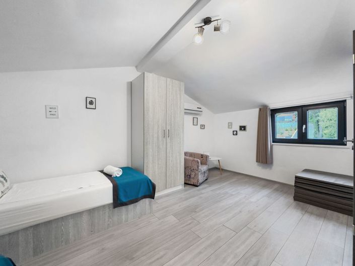 Image No.19-Propriété de 4 chambres à vendre à Pješcana uvala