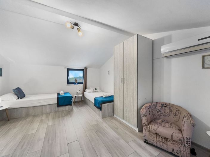 Image No.23-Propriété de 4 chambres à vendre à Pješcana uvala