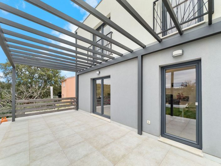 Image No.9-4 Bed Property for sale