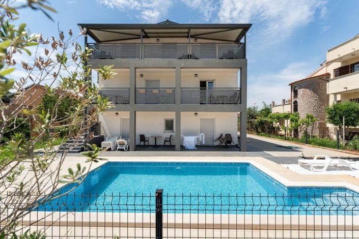 Image No.5-Propriété de 15 chambres à vendre à Croatie