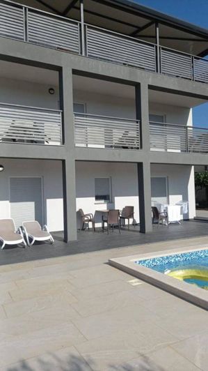 Image No.9-15 Bed Property for sale