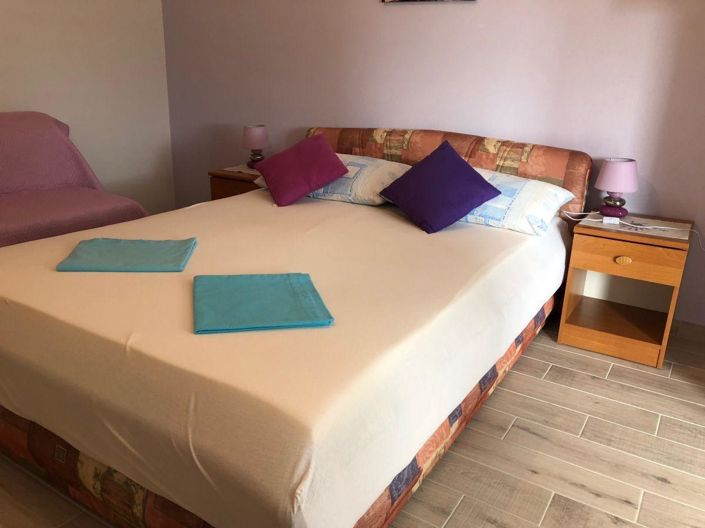 Image No.9-Propriété de 8 chambres à vendre à Novigrad