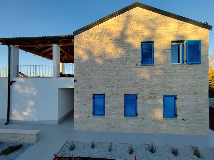 Image No.3-Propriété de 4 chambres à vendre à Višnjan