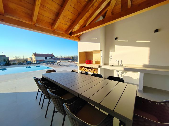 Image No.6-Propriété de 4 chambres à vendre à Višnjan