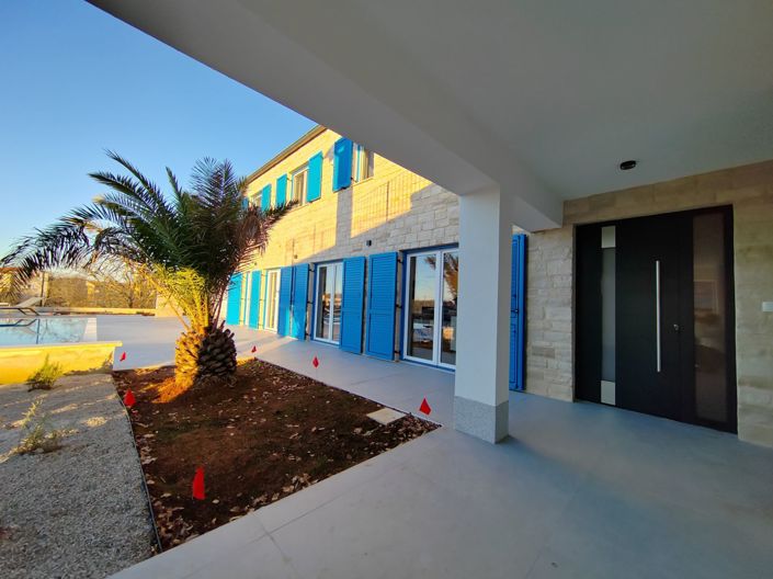 Image No.8-Propriété de 4 chambres à vendre à Višnjan