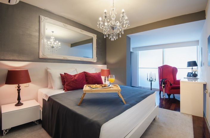 Image No.8-9 Bed Property for sale