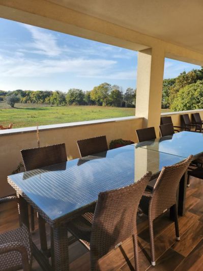 Image No.9-7 Bed Property for sale