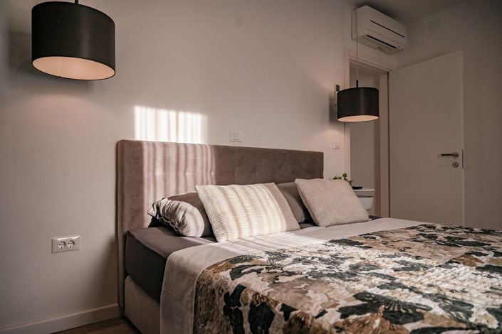 Image No.24-3 Bed Property for sale