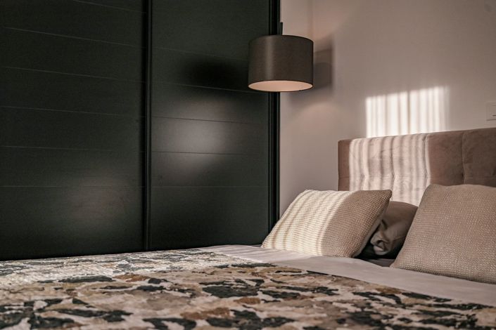 Image No.25-3 Bed Property for sale