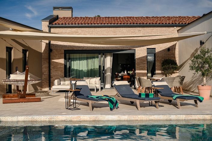 Image No.6-3 Bed Property for sale