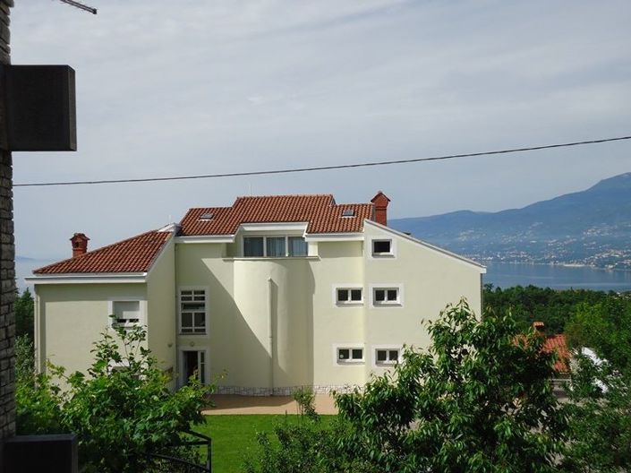 Image No.5-11 Bed Property for sale