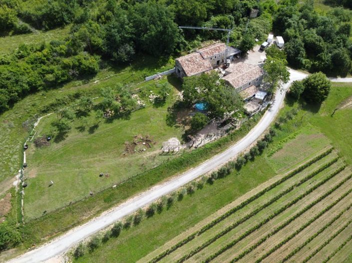 Image No.2-Propriété de 2 chambres à vendre à Cerovlje