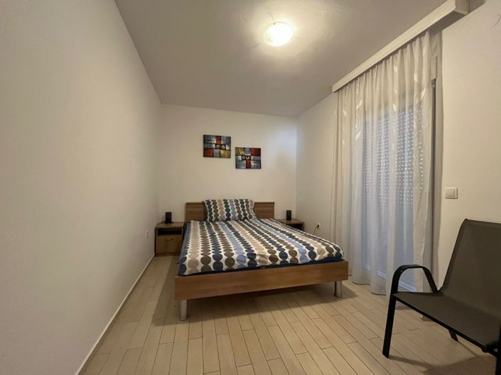 Image No.15-9 Bed Property for sale