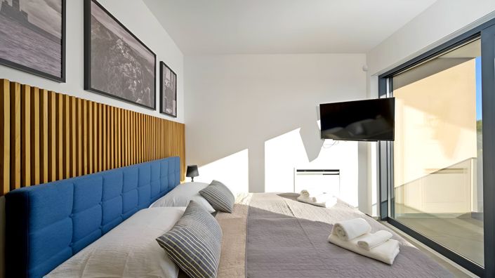 Image No.23-4 Bed Property for sale