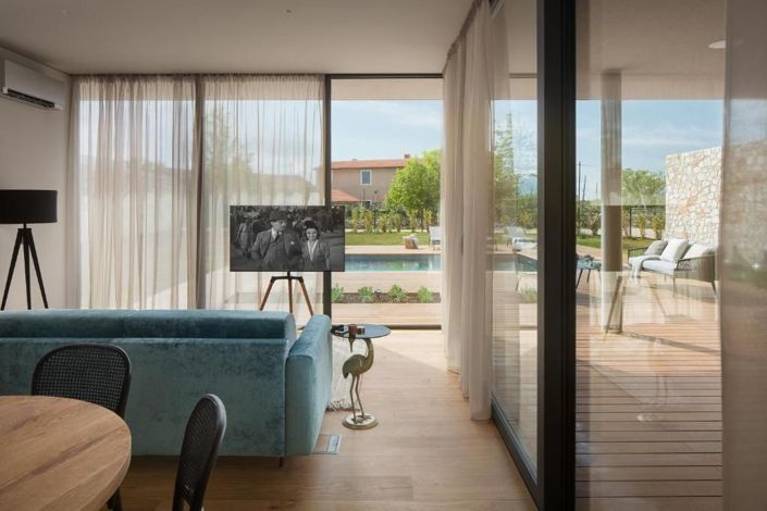 Image No.5-2 Bed Property for sale