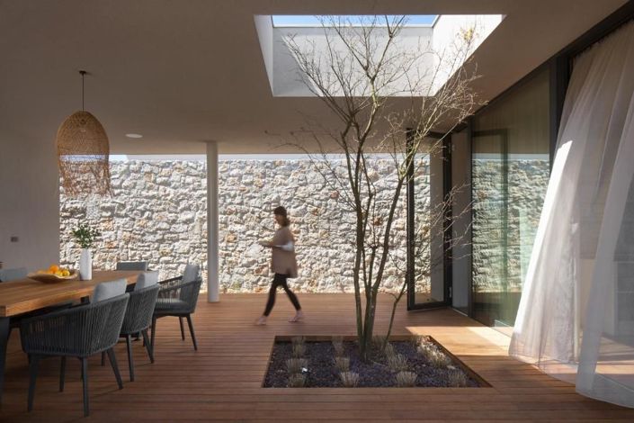 Image No.7-2 Bed Property for sale