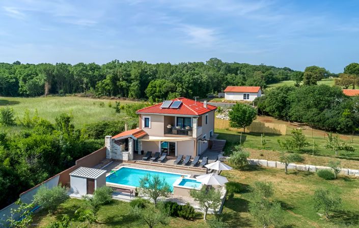 Image No.5-4 Bed Property for sale