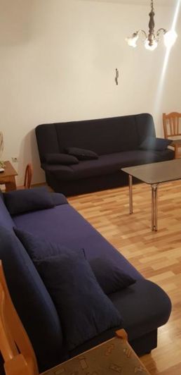 Image No.5-6 Bed Property for sale