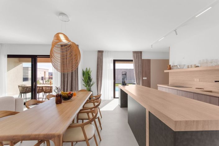 Image No.24-3 Bed Property for sale