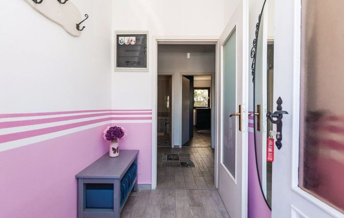 Image No.20-4 Bed Property for sale