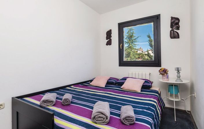 Image No.23-4 Bed Property for sale