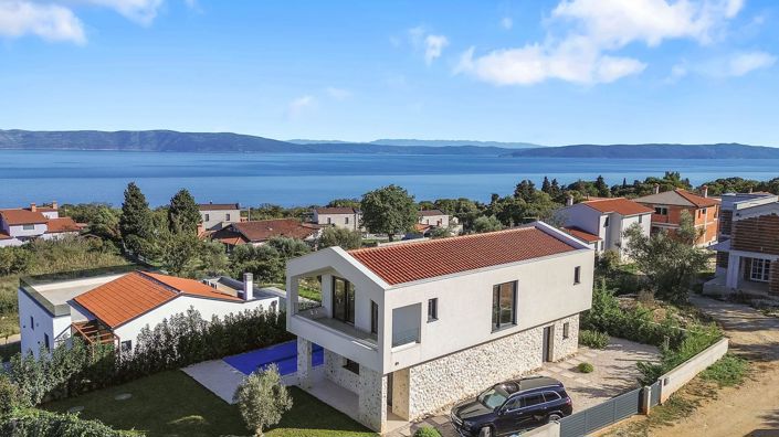 Image No.2-3 Bed Property for sale