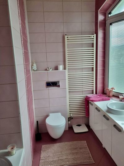 Image No.25-4 Bed Property for sale