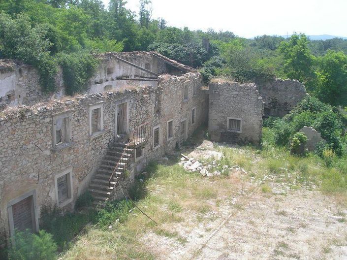 Image No.15-50 Bed Property for sale