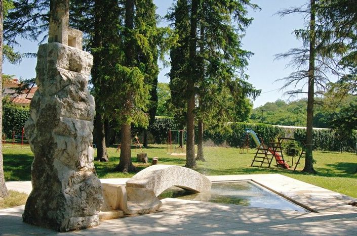 Image No.13-50 Bed Property for sale