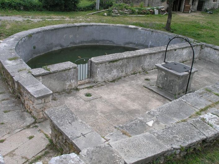 Image No.21-50 Bed Property for sale