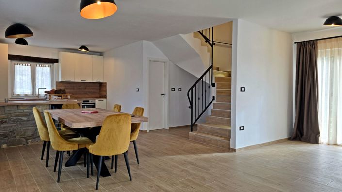 Image No.13-2 Bed Property for sale